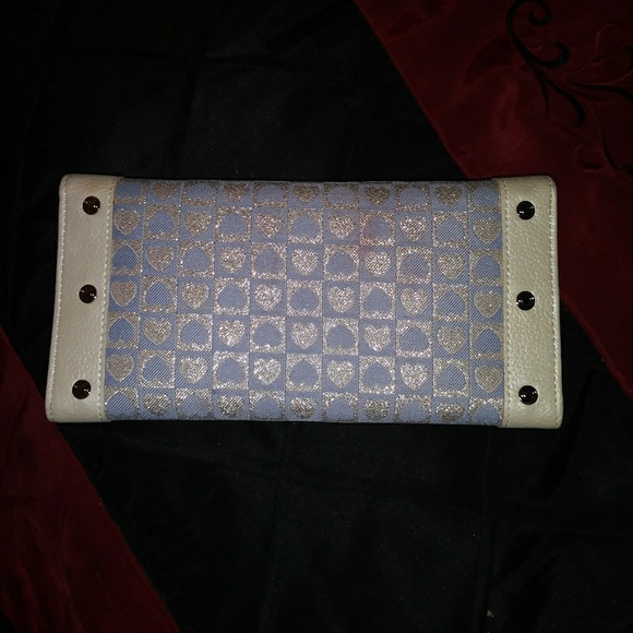 Wallet - Picture 2 of 5